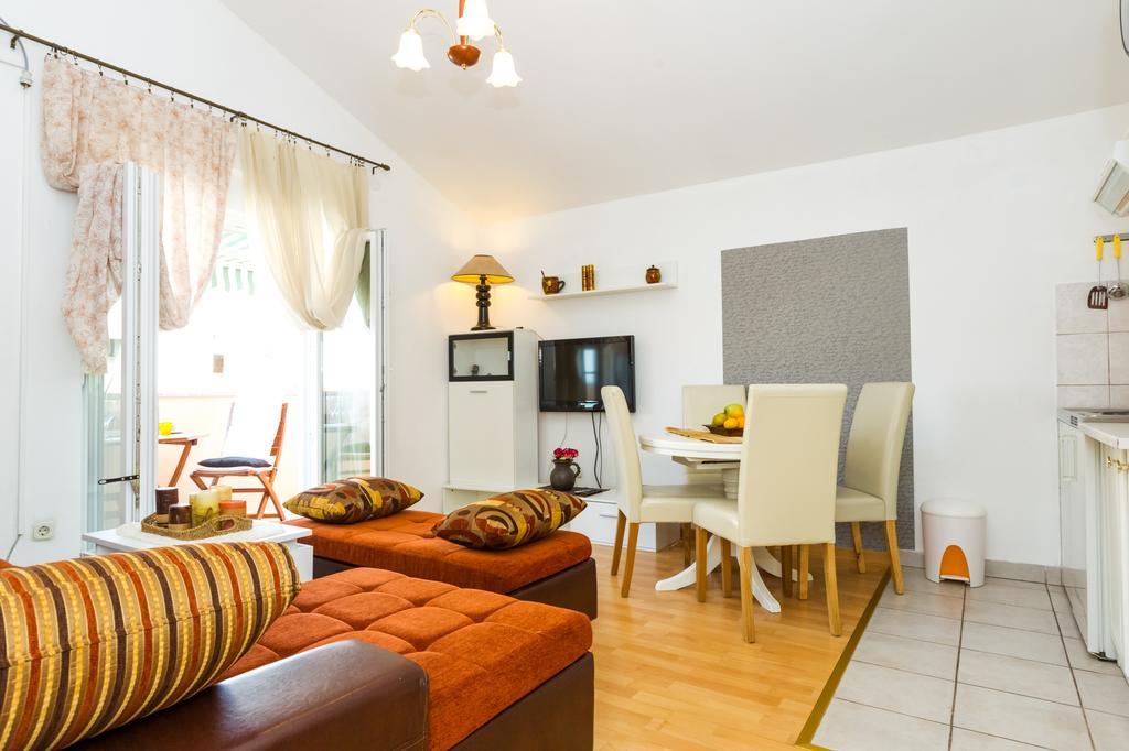 Apartments Villa Orange ザダル エクステリア 写真